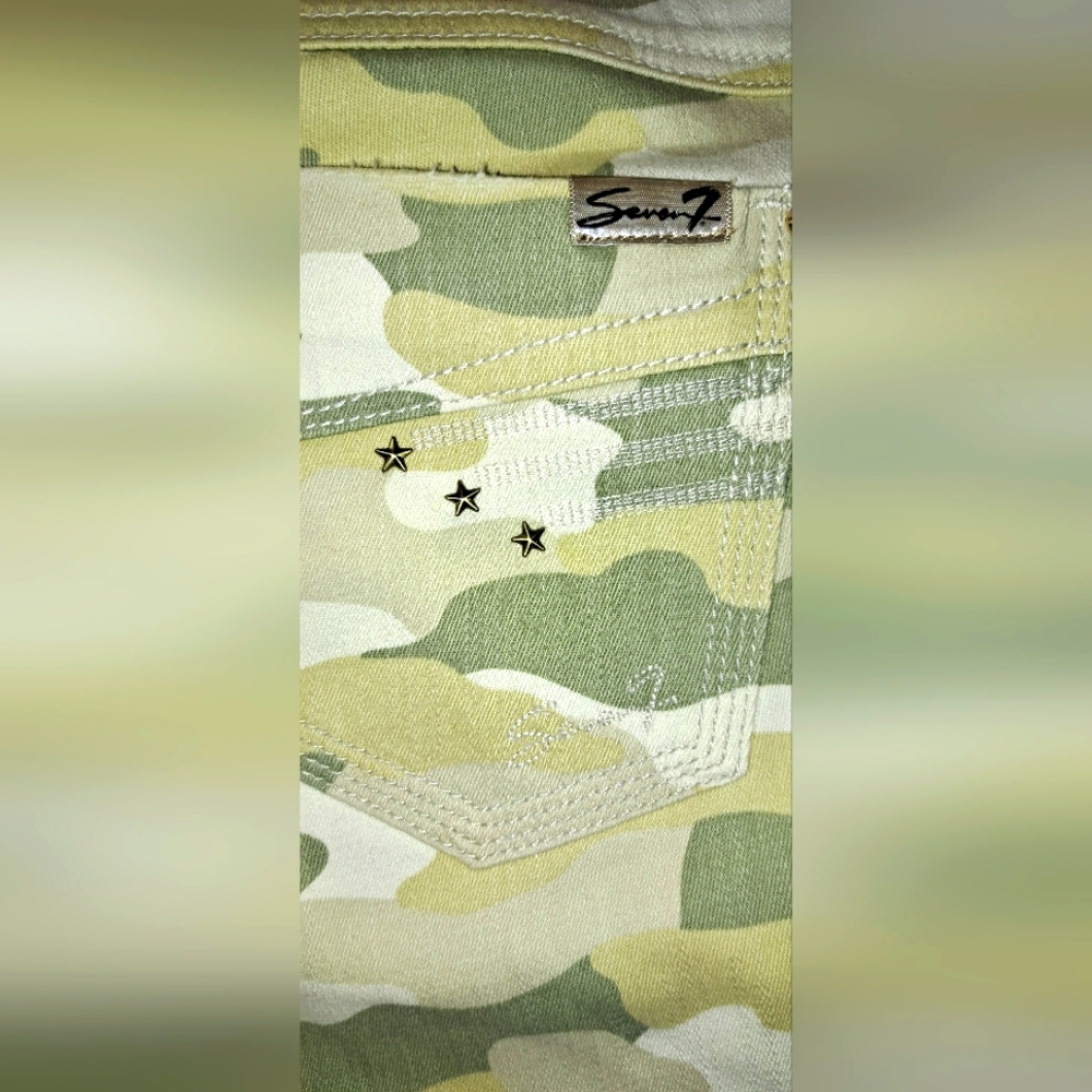 Ladies Seven7 For All Mankind  Cream and Green Jeans Desert Camouflage 8
